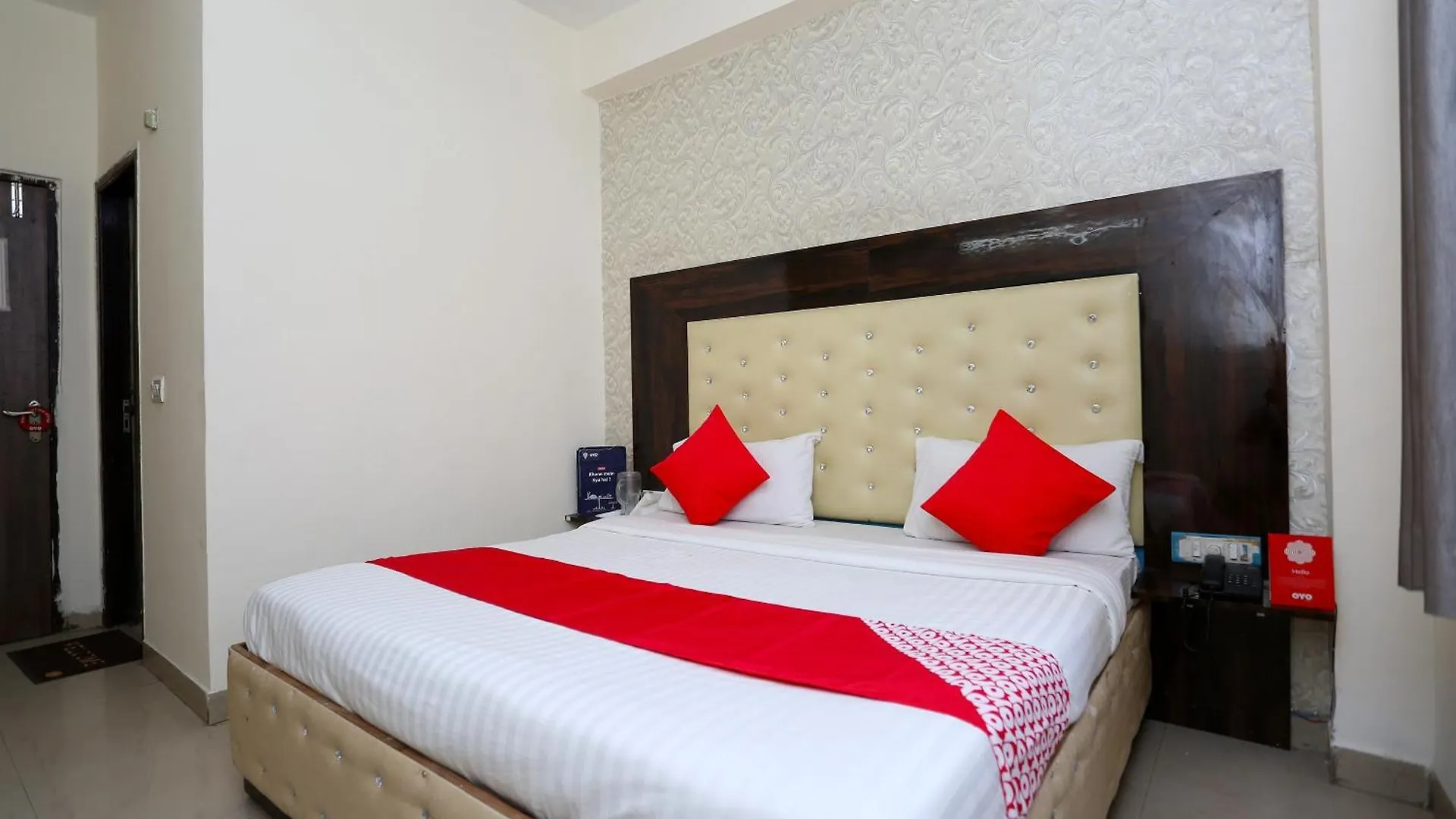 Oyo Flagship Hotel Aamantran Inn New Delhi 3*,