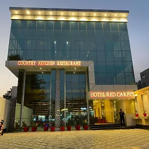 Red Carpet 3* Tajganj