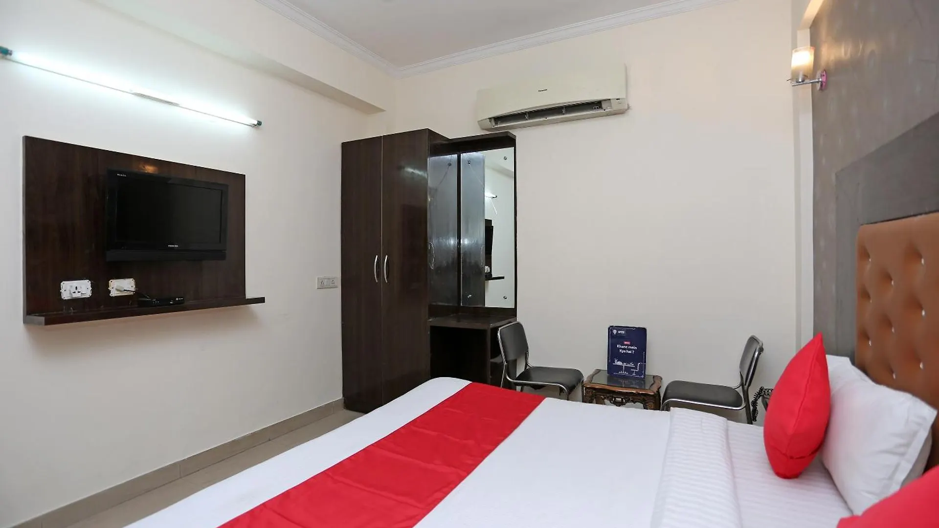 Oyo Flagship Hotel Aamantran Inn Nuova Delhi