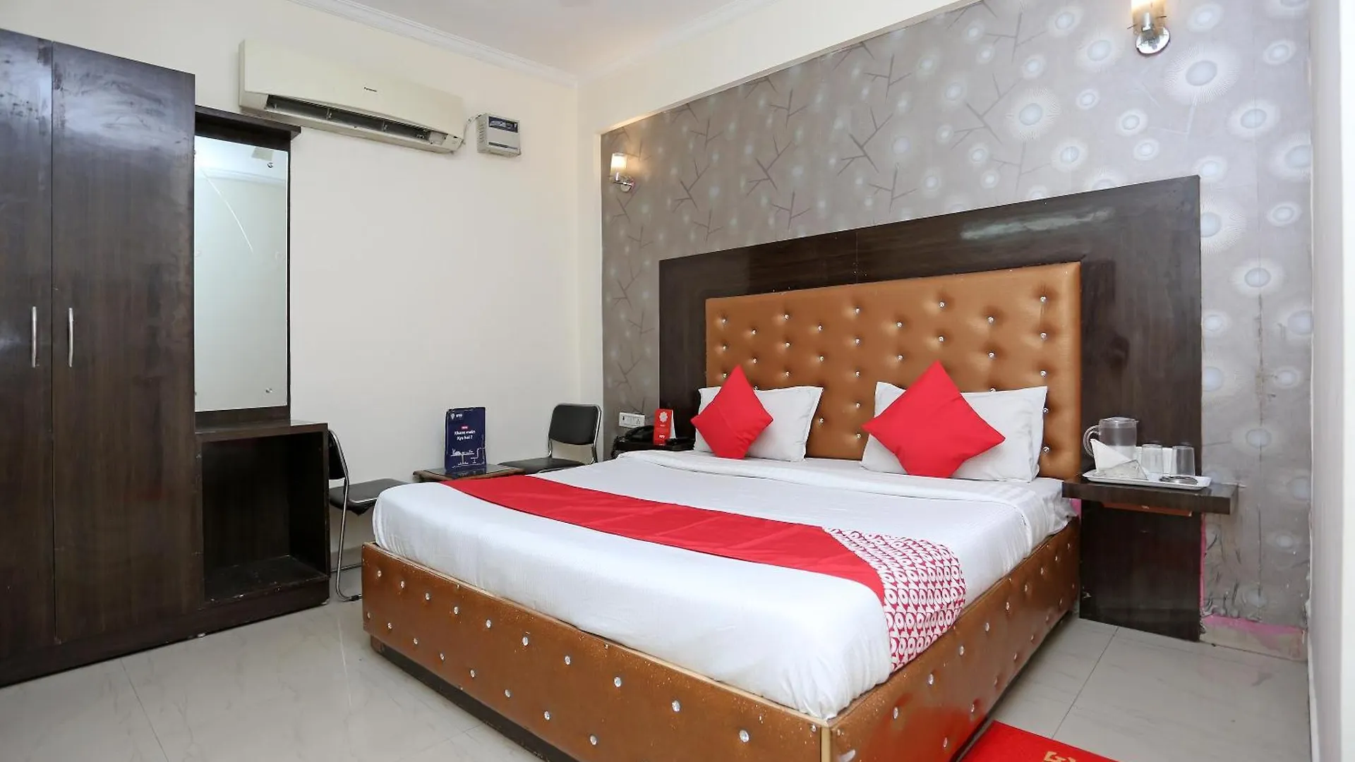 Oyo Flagship Hotel Aamantran Inn Nuova Delhi